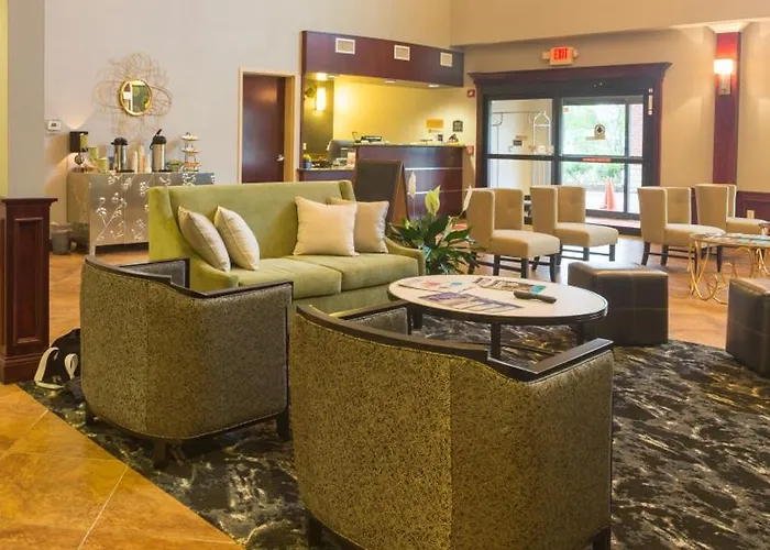 Hotel Parke Regency & Conference Center 3*
