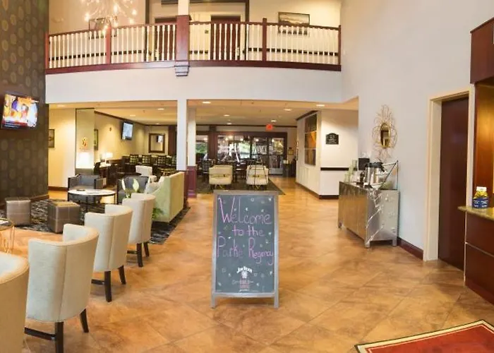 Parke Regency & Conference Center Hotel 3*